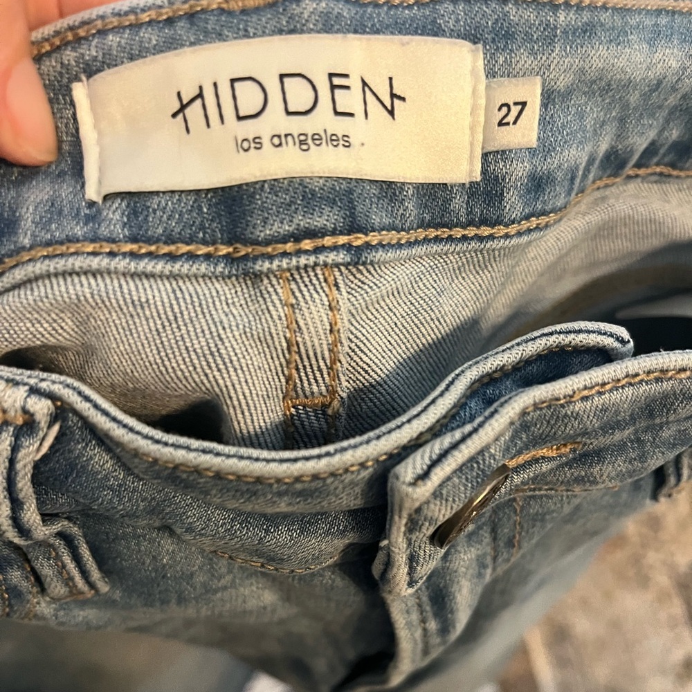 Hidden Los Angeles Light Blue Cropped Jeans